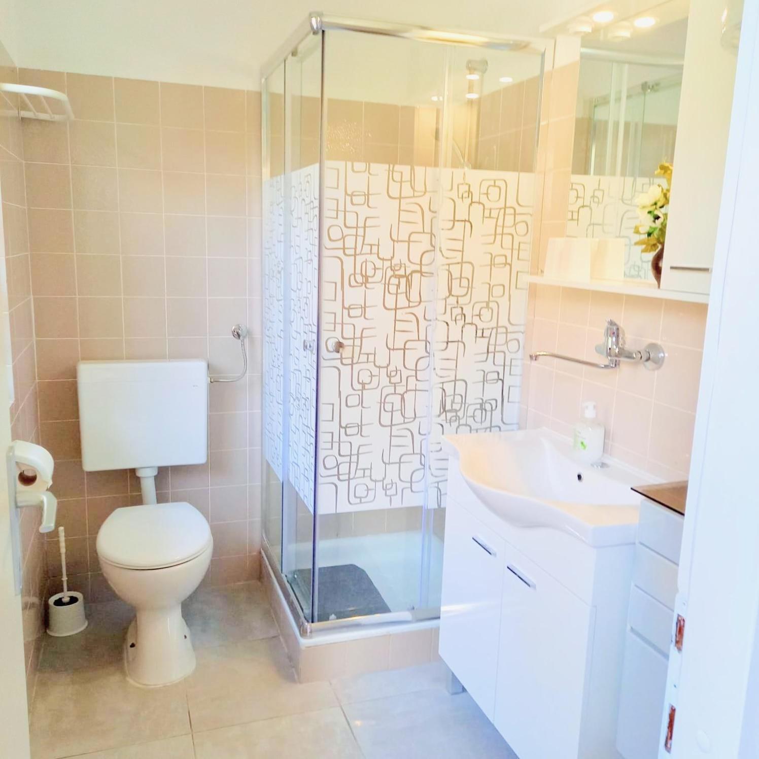 Miabella House - 2 Bedrooms And Terrace Brežice Dış mekan fotoğraf